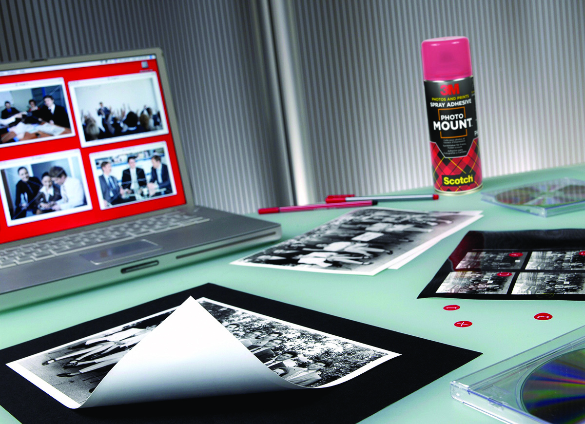 Klej w sprayu 3M PhotoMount, do papieru fotograficznego, 400 ml Klej w sprayu 3M PhotoMount, do papieru fotograficznego, 400 ml